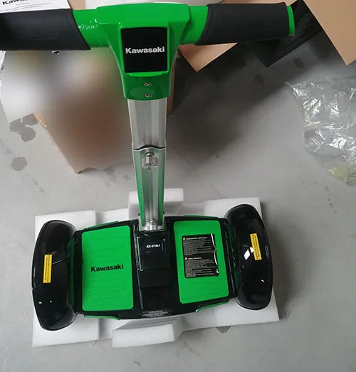 Scooter autobilanciante (hoverboard) (Kawasaki)