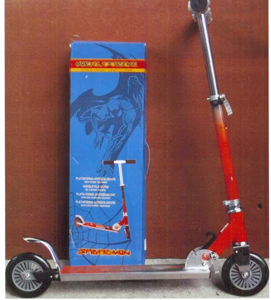 Scooter giocattolo – SPIDERMAN 3 — foto 2 dell'alert 0294/09