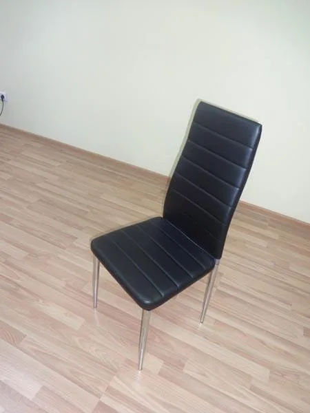 Sedia a rotelle — foto 3 dell'alert A11/0145/17