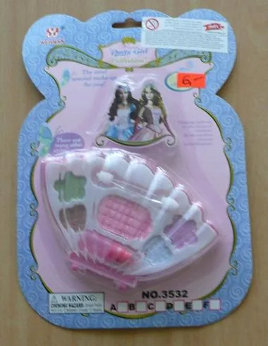 Set cosmetico per bambole – Collezione party girl — foto 2 dell'alert 0373/09