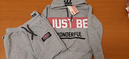 Set di abbigliamento per bambini (Akkuzu)
