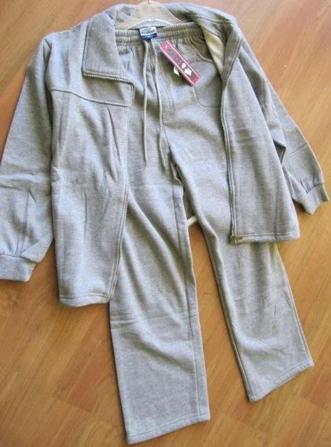 Set di abbigliamento per bambini & #13; & #13; — foto 2 dell'alert 0403/11