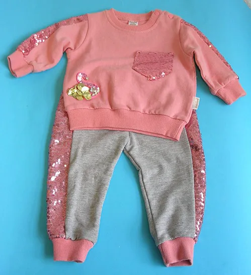 Set di abbigliamento per bambini — foto 3 dell'alert A12/00093/22
