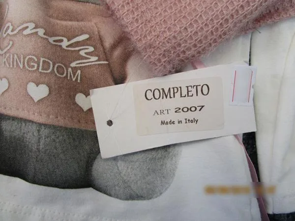 Set di abbigliamento per bambini — foto 2 dell'alert A12/1425/18