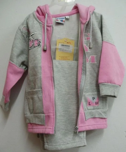 Set di abbigliamento per bambini – Le Poulet Kids — foto 2 dell'alert 1673/09