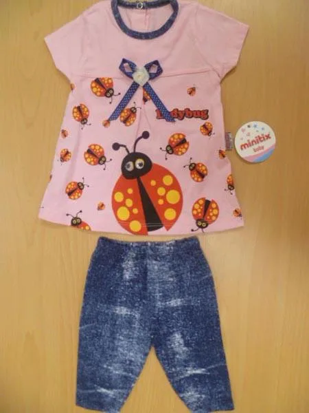 Set di abbigliamento per bambini (Minitix baby)
