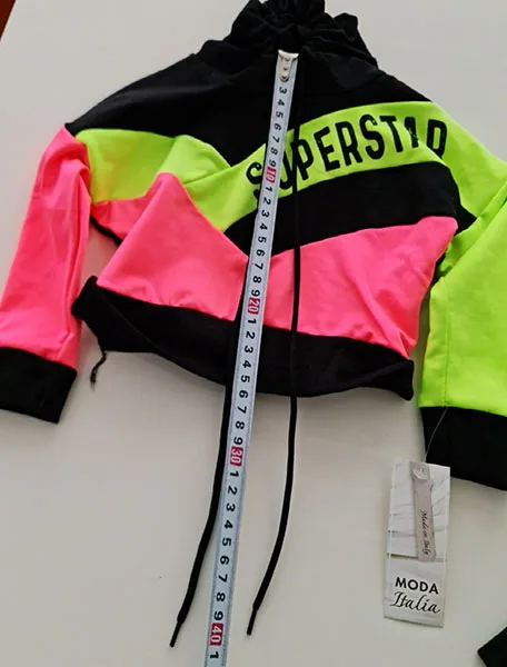 Set di abbigliamento per bambini — foto 2 dell'alert A12/00549/22