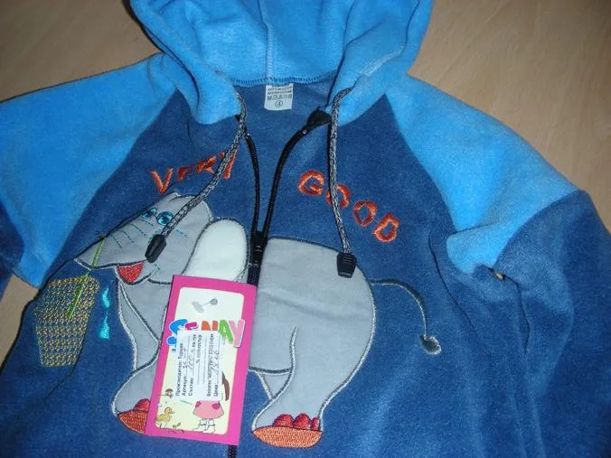 Set di abbigliamento per bambini – "Molto buono" (Senay bebe)