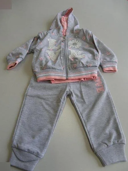 Set di abbigliamento per bambini — foto 2 dell'alert A12/1591/16