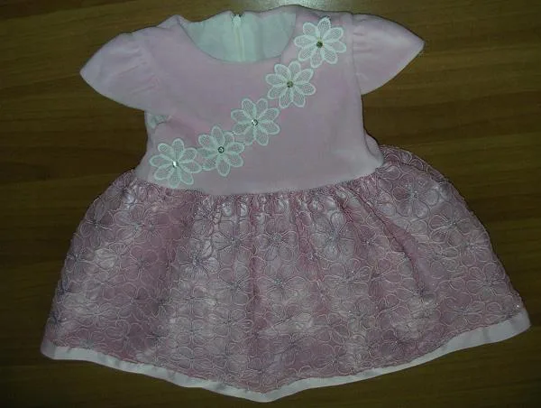 Set di abbigliamento per ragazze — foto 4 dell'alert A12/1835/18