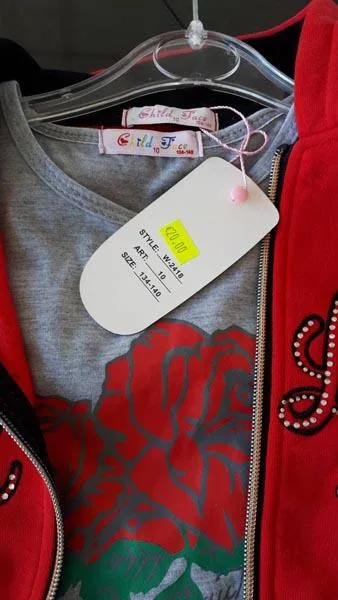 Set di abbigliamento per ragazze — foto 3 dell'alert A12/0090/18