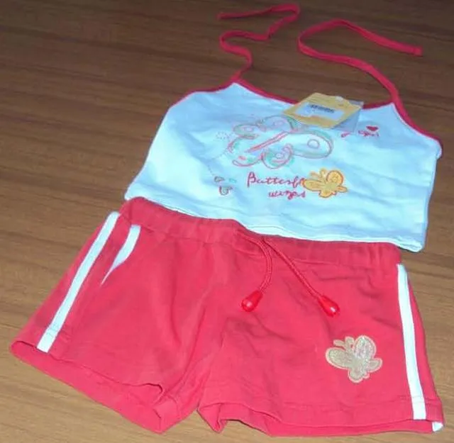 Set di abbigliamento per ragazze — foto 2 dell'alert A12/1466/10