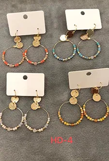 Set di bracciali e orecchini — foto 2 dell'alert A12/00305/23