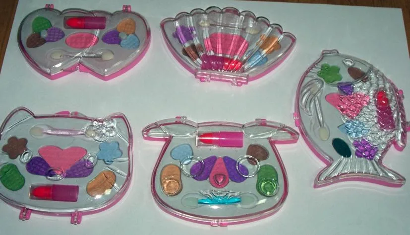 Set di cosmetici per bambini — foto 2 dell'alert 0866/07
