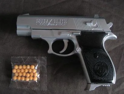 Set di pistole in plastica – DELTA ELITE – COLT AUTO (Air SOFT GUN)