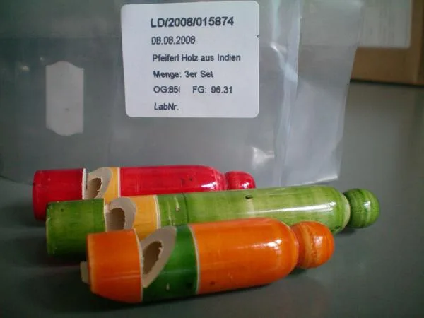 Set di tubi di legno colorati (Unknown)