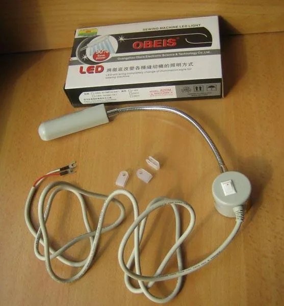 Luce del LED «SEWING MACHINE LED LIGHT» — foto 1 dell'alert A12/1701/16