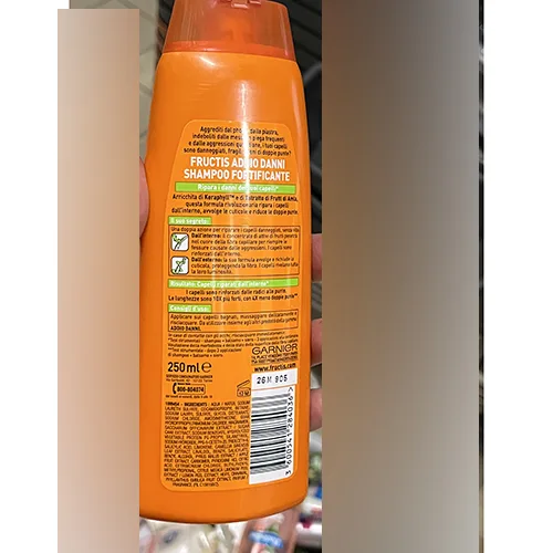 Shampoo «Shampoo fortificante addio danni - Fructis» — foto 2 dell'alert A12/01371/24