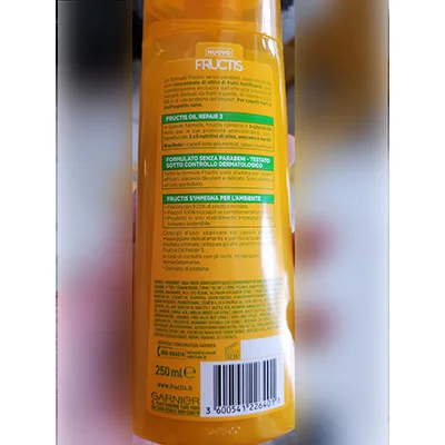 Shampoo «Shampoo fortificante oil repair 3» (Garnier)