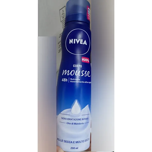 Mousse per il corpo «Siero idratazione intensa» (Nivea)
