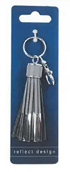 Ciondolo riflettente «Silver tassel reflector hopea tupsuheijastin» — foto 1 dell'alert A12/01193/22