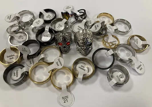 Anelli «Silvery and golden rings» — foto 5 dell'alert A12/01045/23