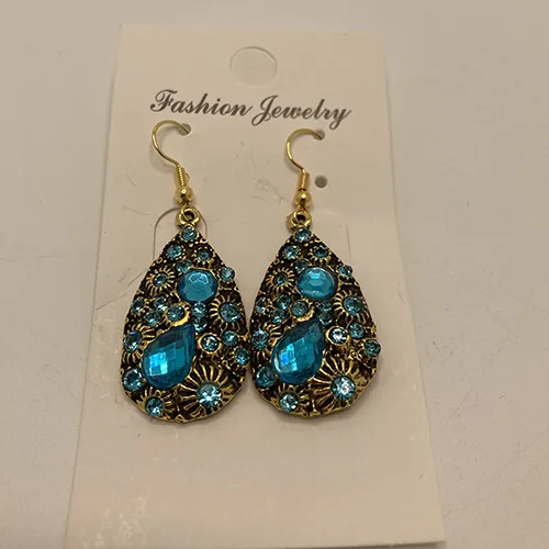 Orecchini «Simple Teardrop Shaped Boho Earrings» — foto 2 dell'alert SR/03031/25