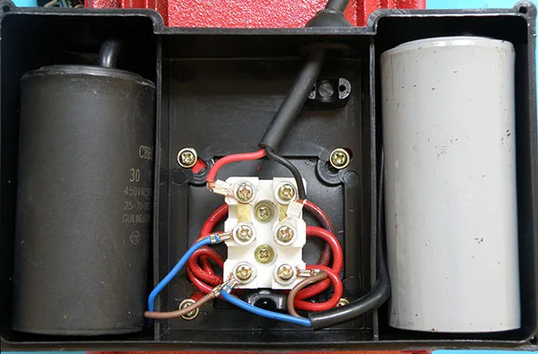 Motore elettrico «SINGLE PHASE MOTOR» — foto 4 dell'alert A12/01569/21