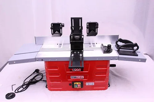 Router da tavolo in legno «Single spindle vertical moulder Pöytäjyrsin» (Holzmann)
