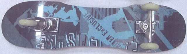 Skateboard & #13; & #13; — foto 2 dell'alert 0694/12