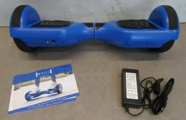 Scooter autobilanciante (Hoverboard) «Smart Balance Board» — foto 1 dell'alert A12/0393/19