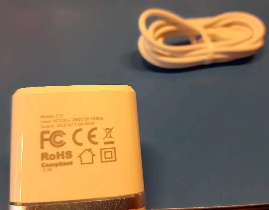 Caricabatterie USB «Smart USB Charger» — foto 3 dell'alert A12/00106/20