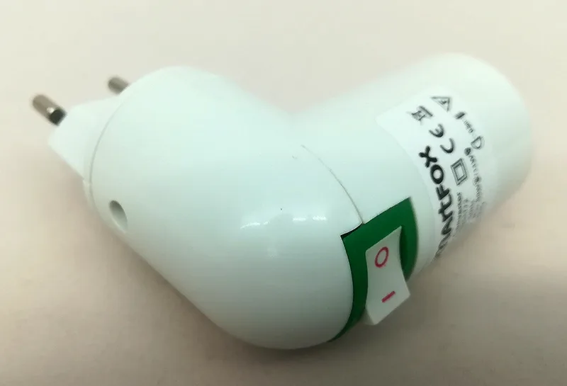 Lampada a presa «Smartfox socket angle adapter for light bulbs - white E27» — foto 1 dell'alert A12/00421/20