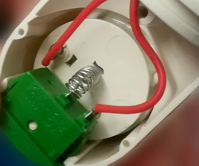 Lampada a presa «Smartfox socket angle adapter for light bulbs - white E27» — foto 5 dell'alert A12/00421/20