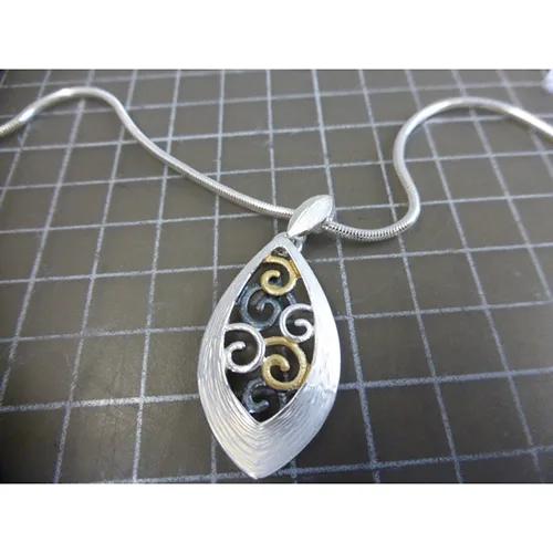 Collana «snake chain necklace with silver plating» — foto 3 dell'alert SR/00687/26