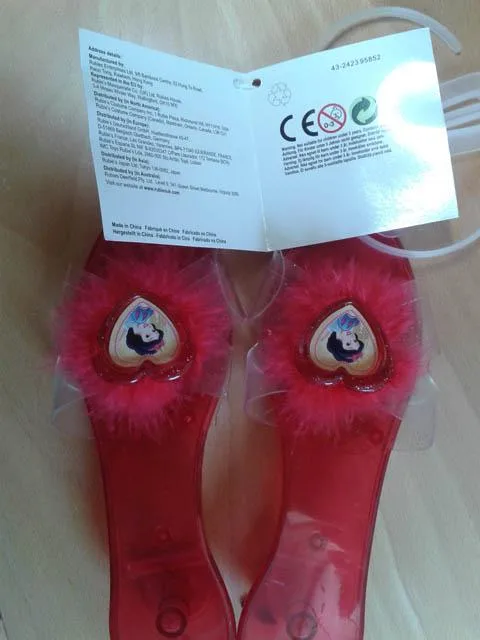Scarpe di moda-vestito «Snow White Click Clack shoes» — foto 2 dell'alert A12/0370/14