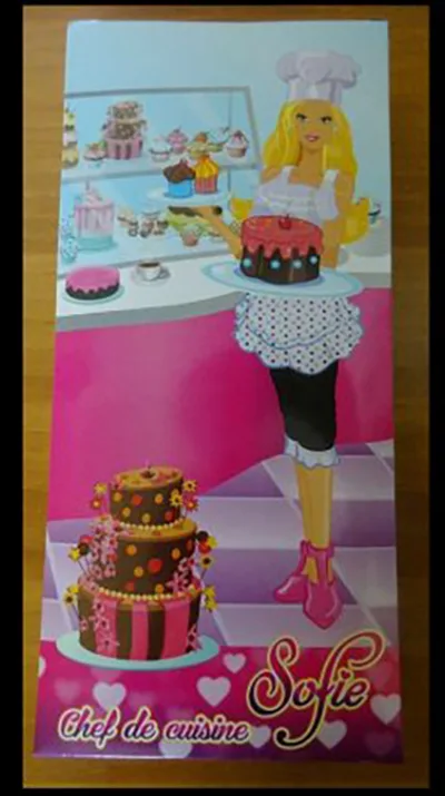 Bambola in plastica con accessori «Sofie - Chef de cuisine» — foto 2 dell'alert A12/00810/20