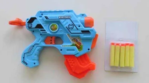 Pistola giocattolo «Soft air gun» (CLADELLAS IMPORT)