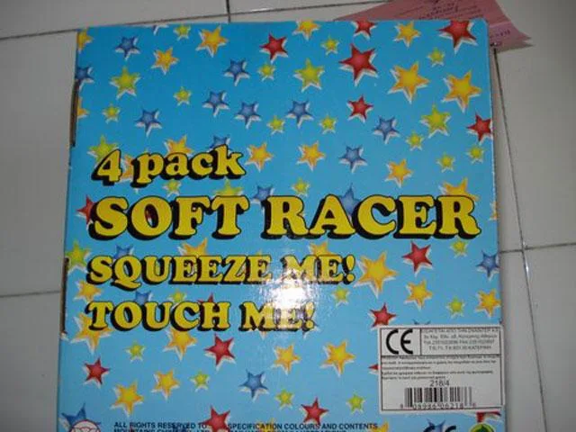 Giocattolo di plastica &amp; #13; &amp; #13; «Soft Racer»