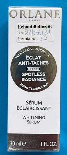 Siero che schiarisce la pelle «Soin de blanc sérum éclaircissant» (Orlane)