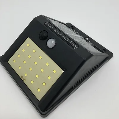 Lampada a cella solare «Solar motion sensor light» — foto 1 dell'alert INFO/00102/24