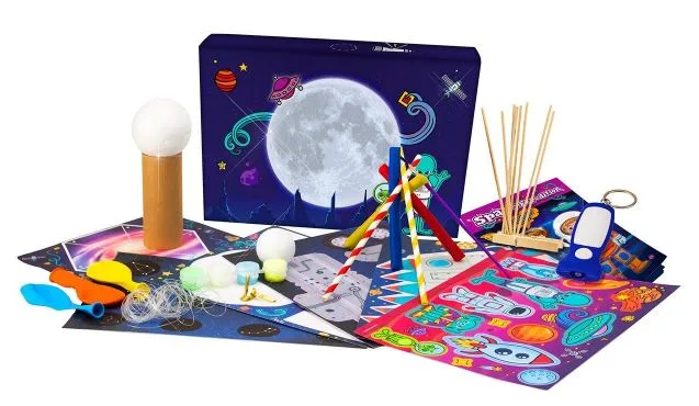 Set di giocattoli per la spedizione spaziale «Space Expedition Kit» — foto 2 dell'alert A12/01308/21