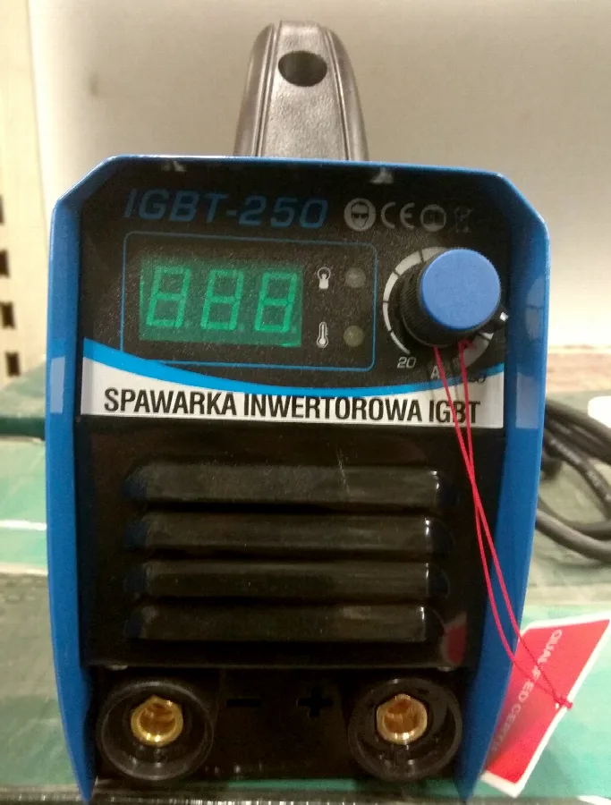 Saldatore inverter «Spawarka Inwertorowa IGBT» — foto 2 dell'alert A12/00003/19