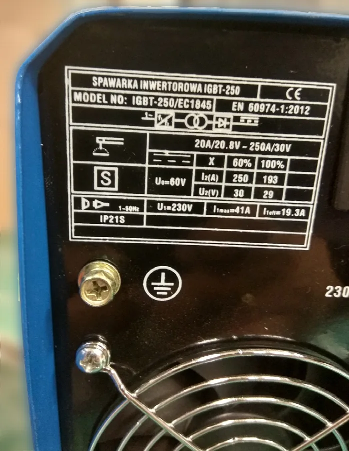 Saldatore inverter «Spawarka Inwertorowa IGBT» — foto 5 dell'alert A12/00003/19