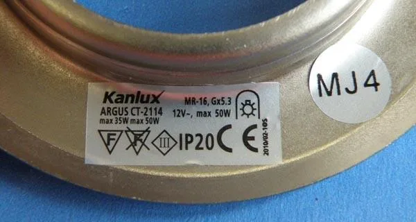 Plafoniera «Spot Lámpatest/Ceiling Lighting Point Fitting» — foto 3 dell'alert A12/1042/16