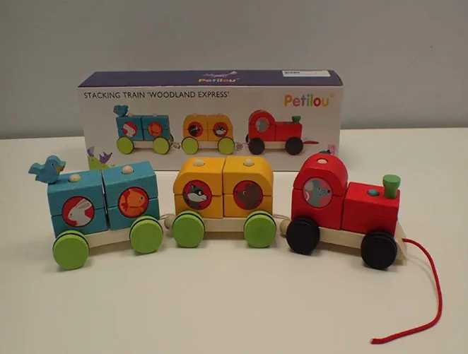 Giocattolo di legno «Stacking train “woodland express”» (Petilou / Le Toy Van)