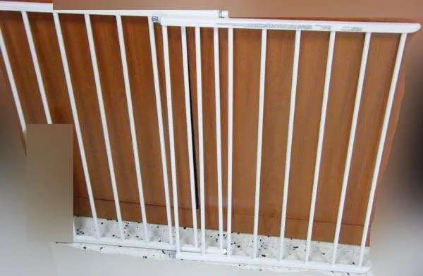 Cancello di sicurezza per bambini «Stair Gate Metal» — foto 2 dell'alert A12/0274/17