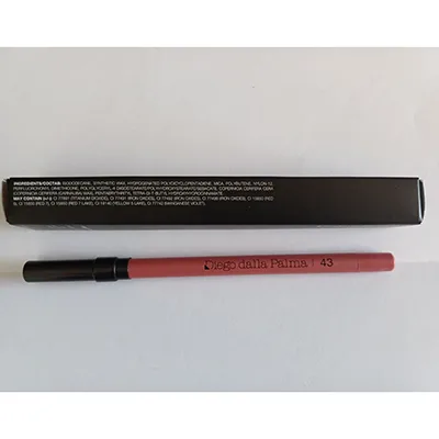 Fodera per labbra «Stay On Me Lip Liner» — foto 2 dell'alert A12/01339/24