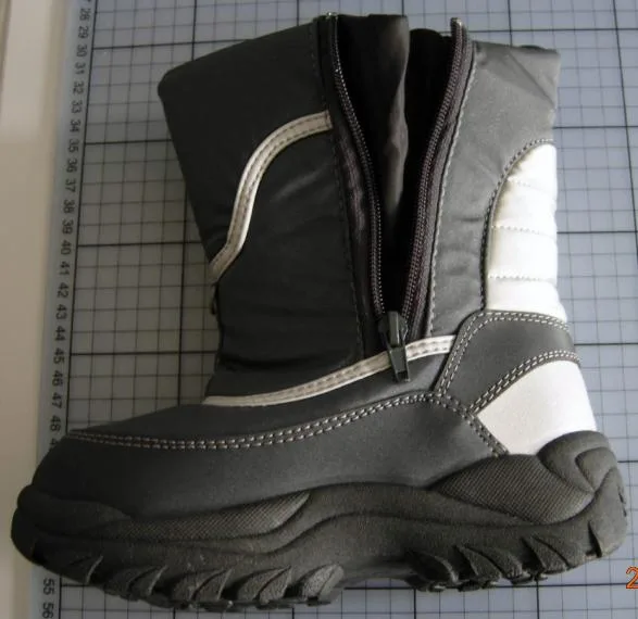 Stivali per bambini (snowboots) — foto 5 dell'alert 0251/09