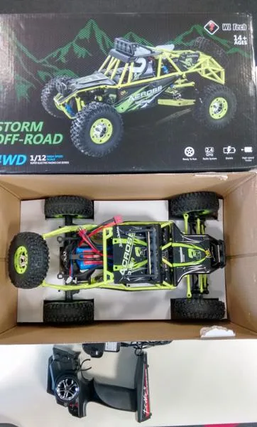 Auto giocattolo telecomandata «Storm OFF-ROAD 4WD» (WL Tech)